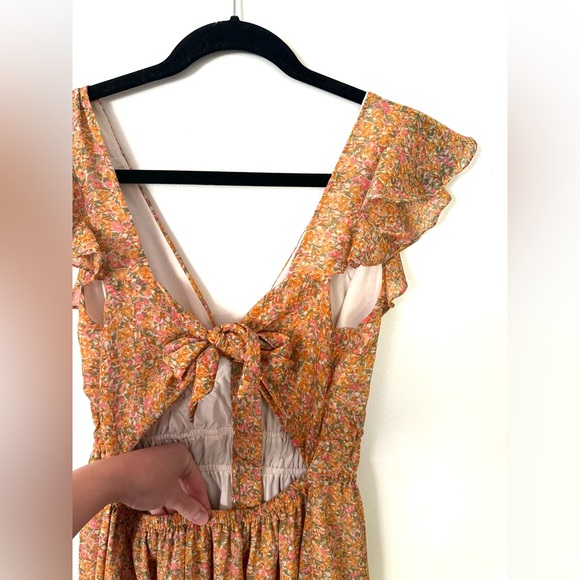 ASTR the Label Montreal Dress - Picture 4 of 11